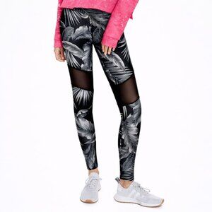 Victoria's Secret PINK Ultimate Leggings (Silver Tropical)